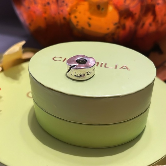 Chamilia I Love You Charm - Picture 3 of 5